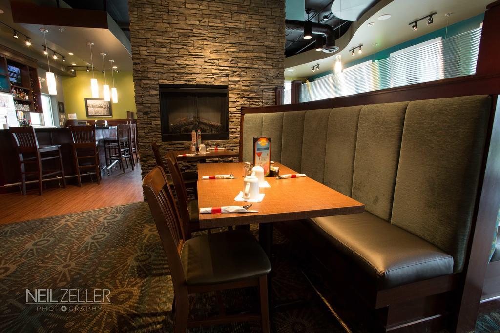 Days Inn & Suites By Wyndham Edmonton Airport Leduc Eksteriør bilde