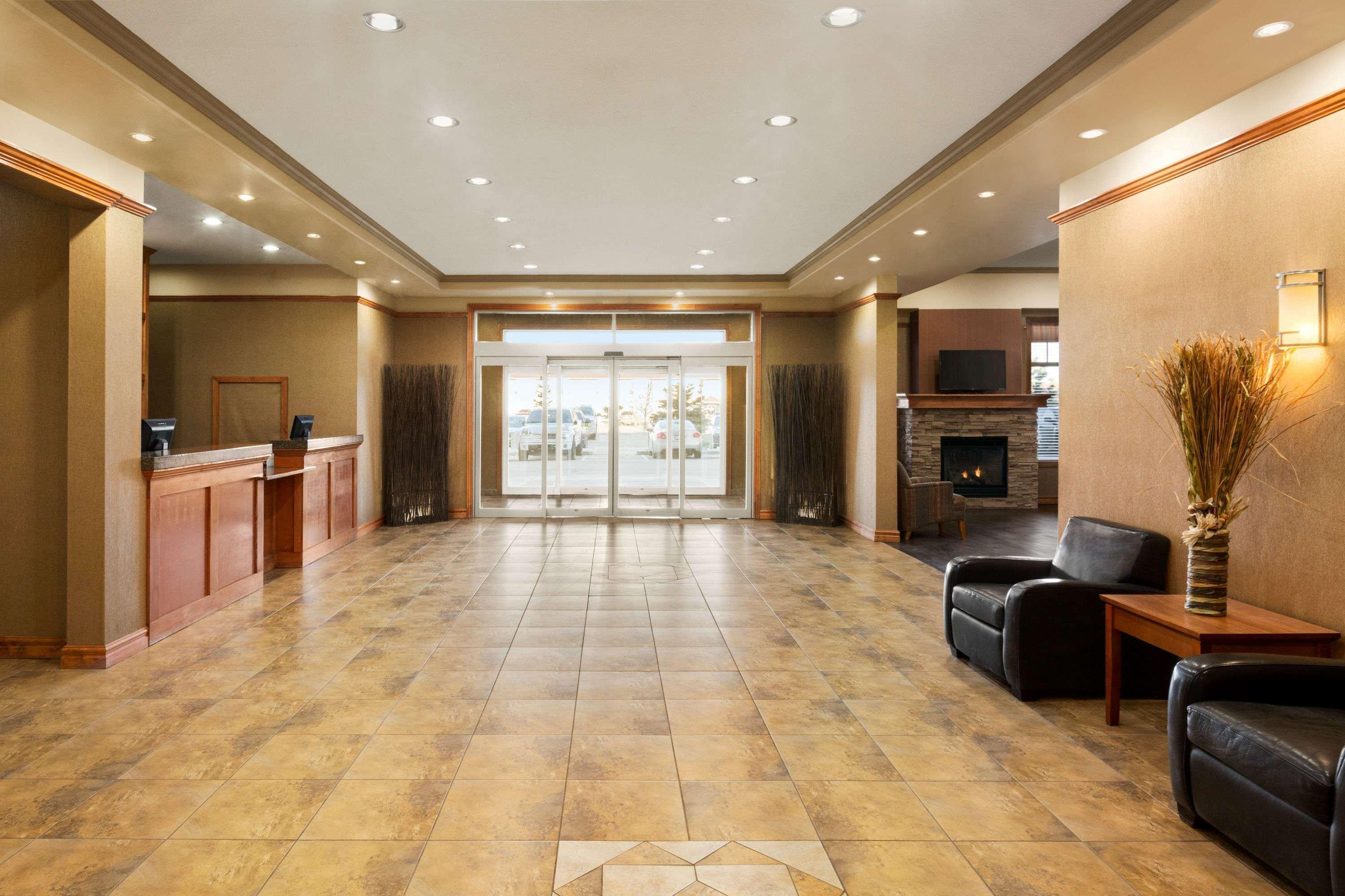 Days Inn & Suites By Wyndham Edmonton Airport Leduc Eksteriør bilde