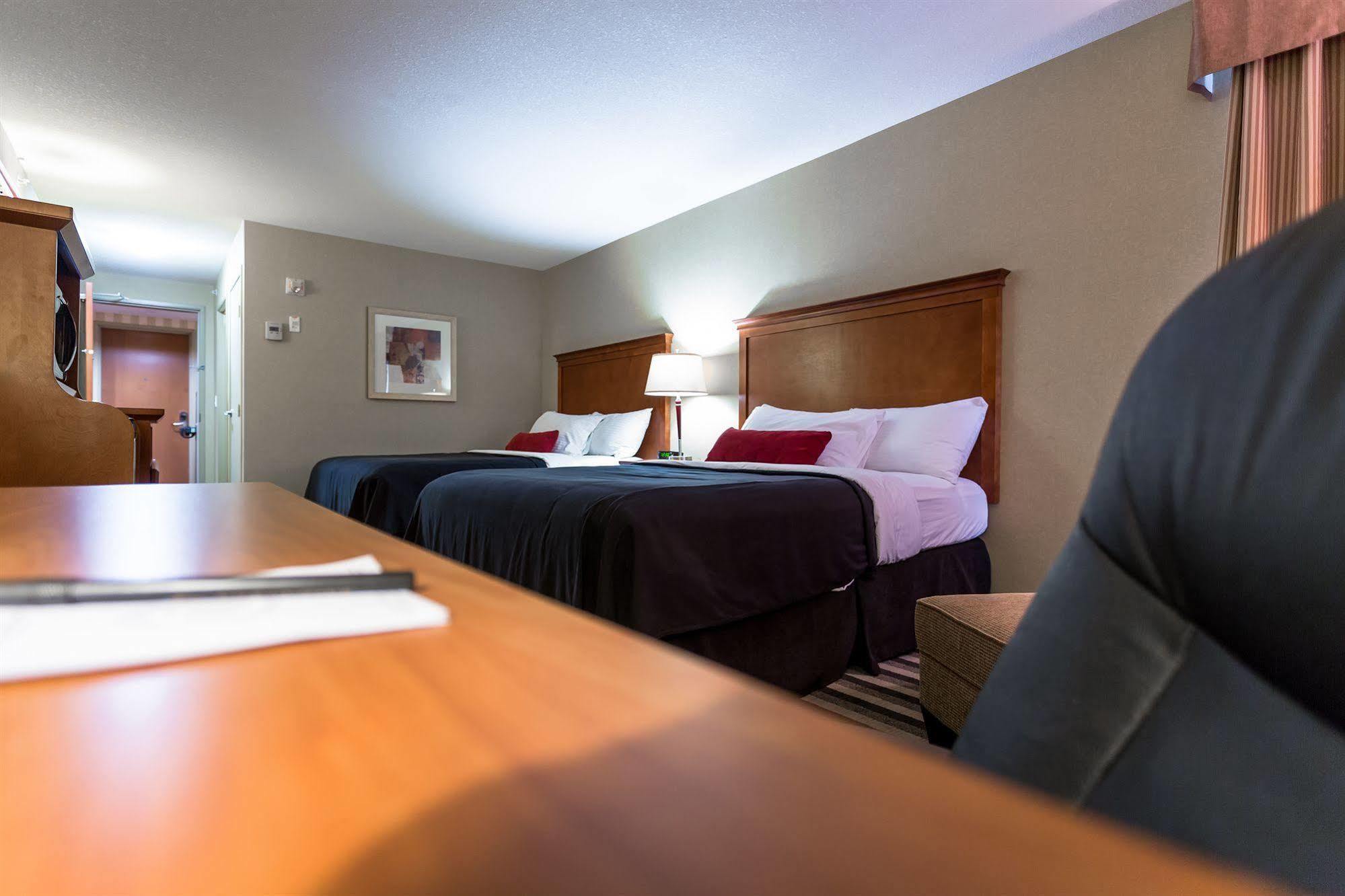 Days Inn & Suites By Wyndham Edmonton Airport Leduc Eksteriør bilde